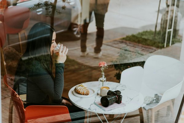 Boucles d'oreilles en bois : élégance naturelle et artisanale
